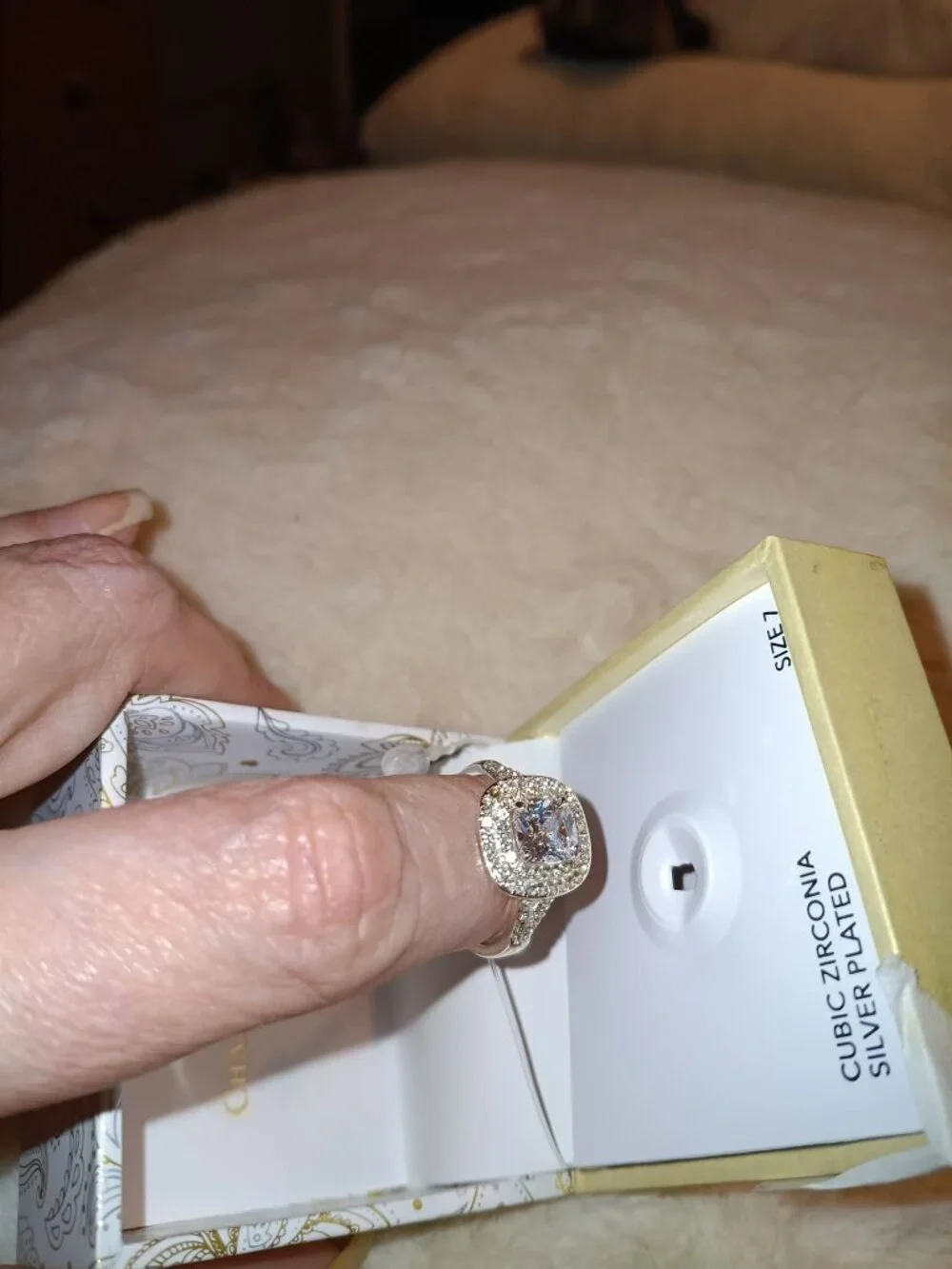 Ring - Picture 2 of 4